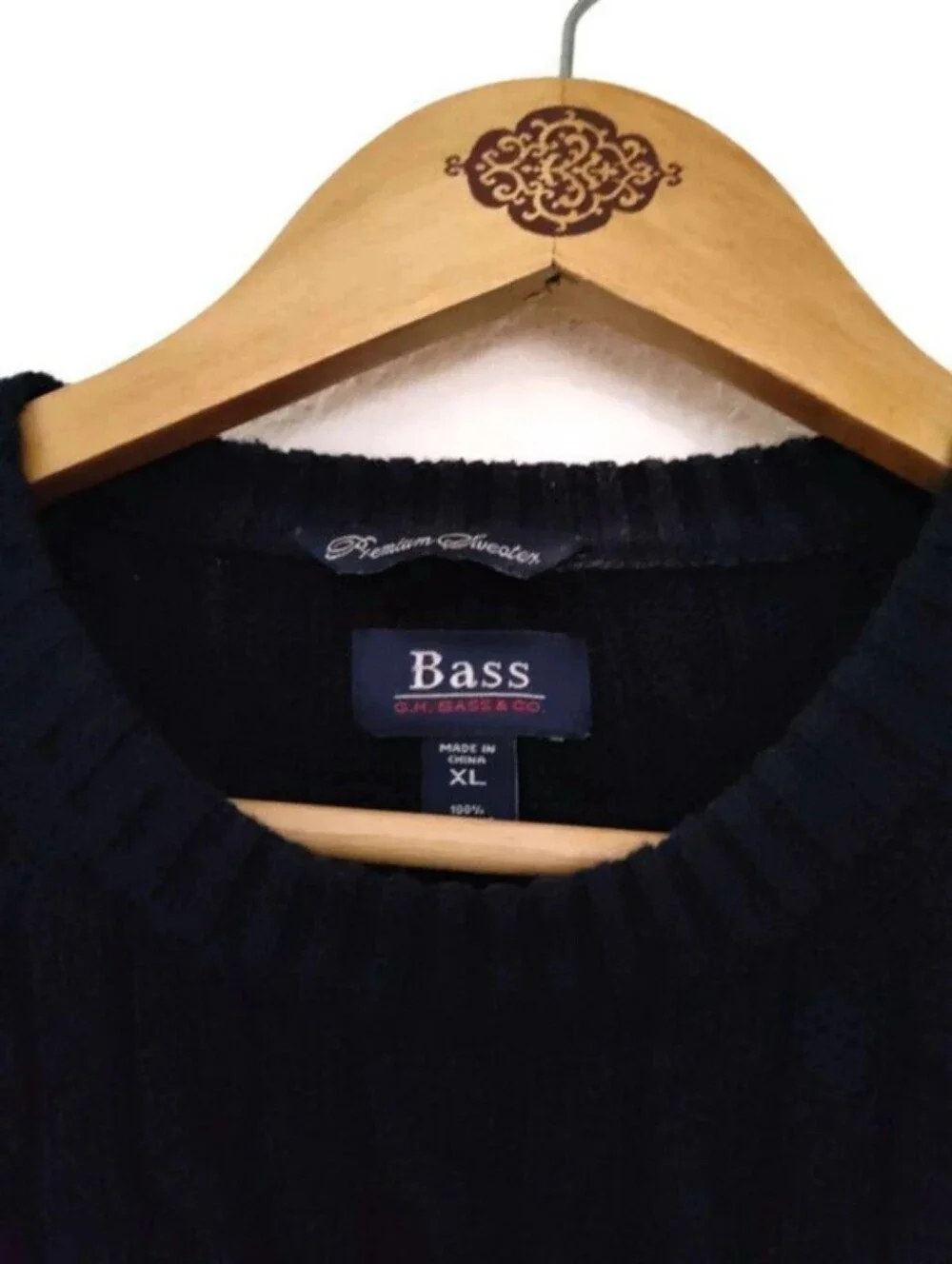 BASS Men's Navy Cable Sweater Size XL